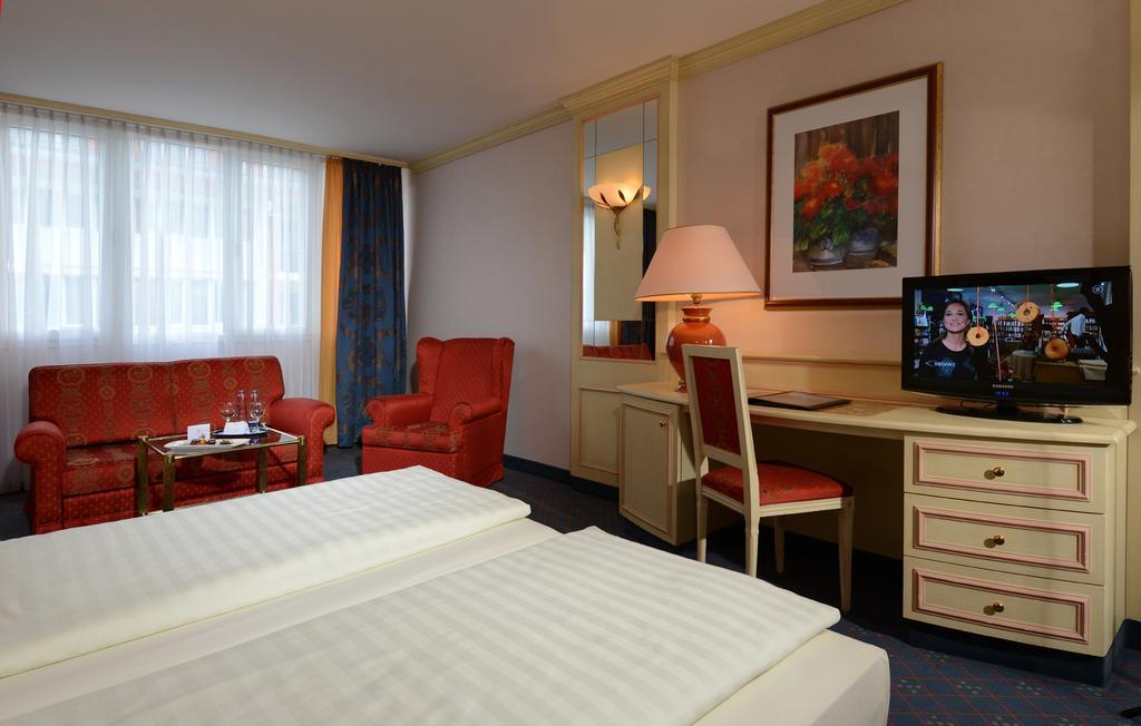 The Monarch Hotel Bad Goegging Bilik gambar